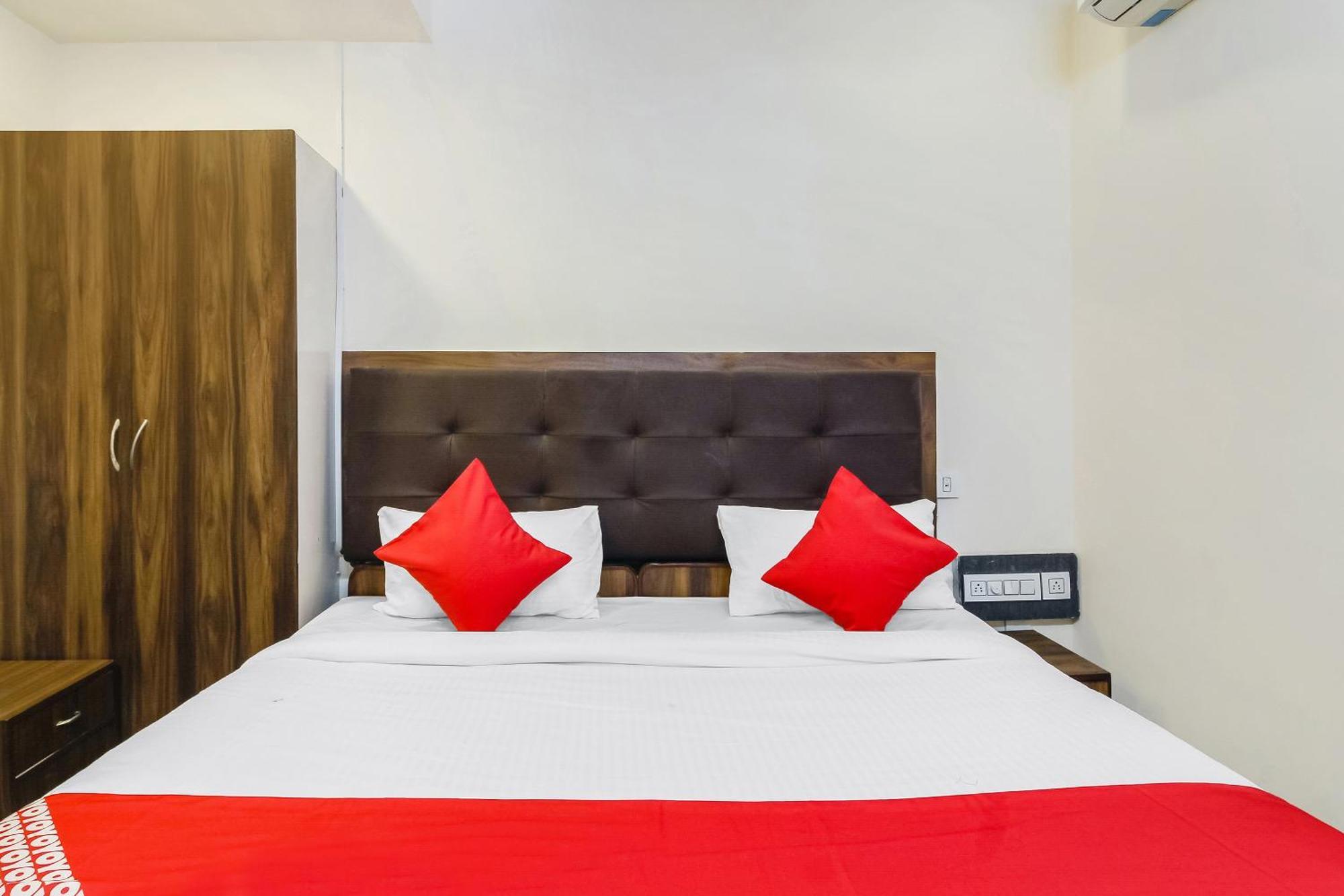 Hotel O Tokyo Hyderabad Exterior photo